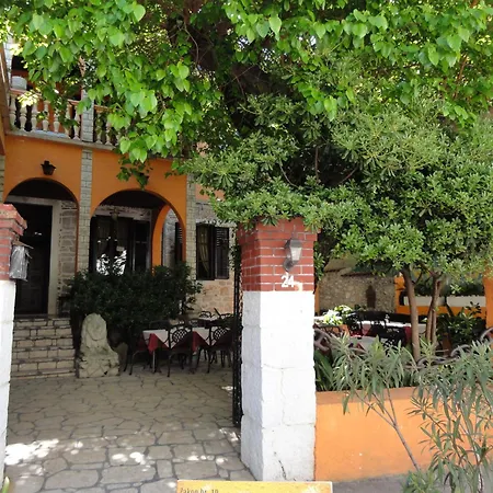 Guest house Marko Polo 3*