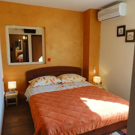 Marko Polo Guest house 3*